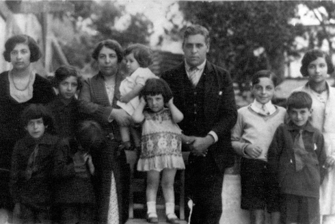 Aristides de Sousa Mendes with family