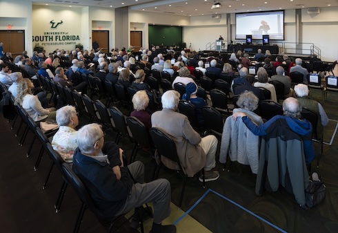 Crowd at Conference World Affairs
